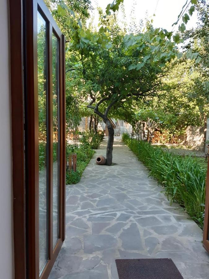 Mthnadzor Hotell Goris Exteriör bild