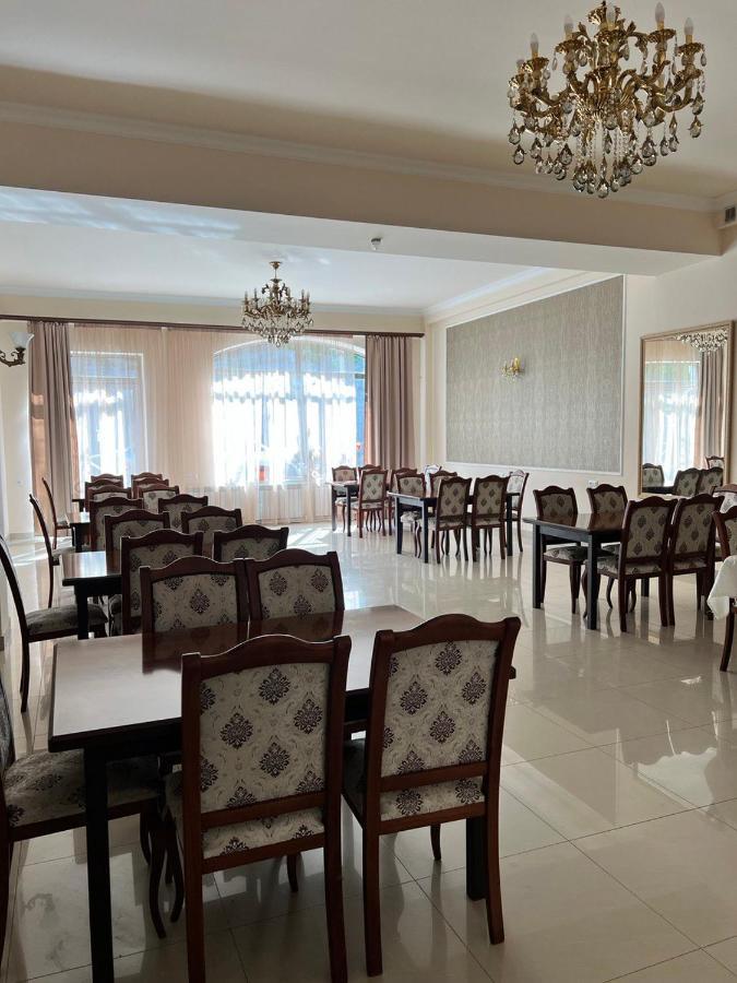 Mthnadzor Hotell Goris Exteriör bild