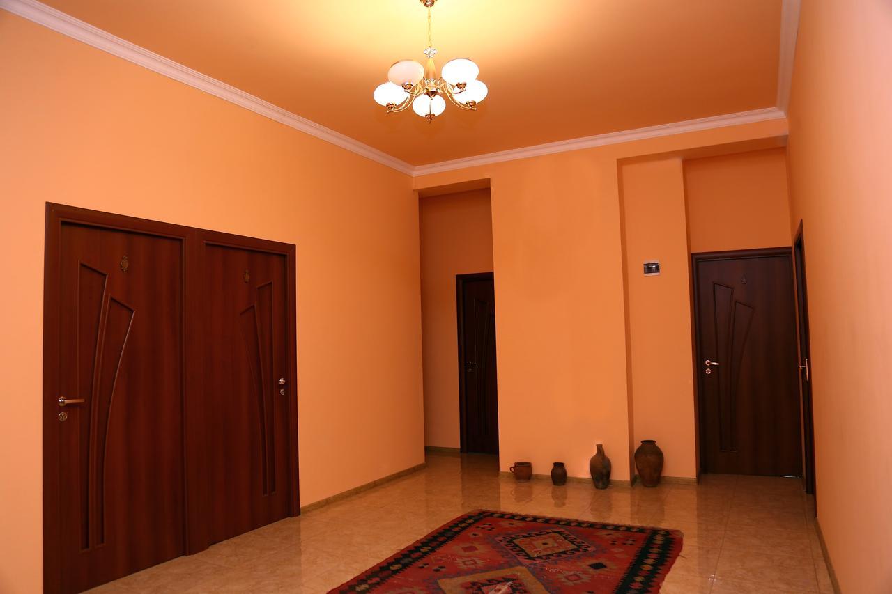 Mthnadzor Hotell Goris Exteriör bild